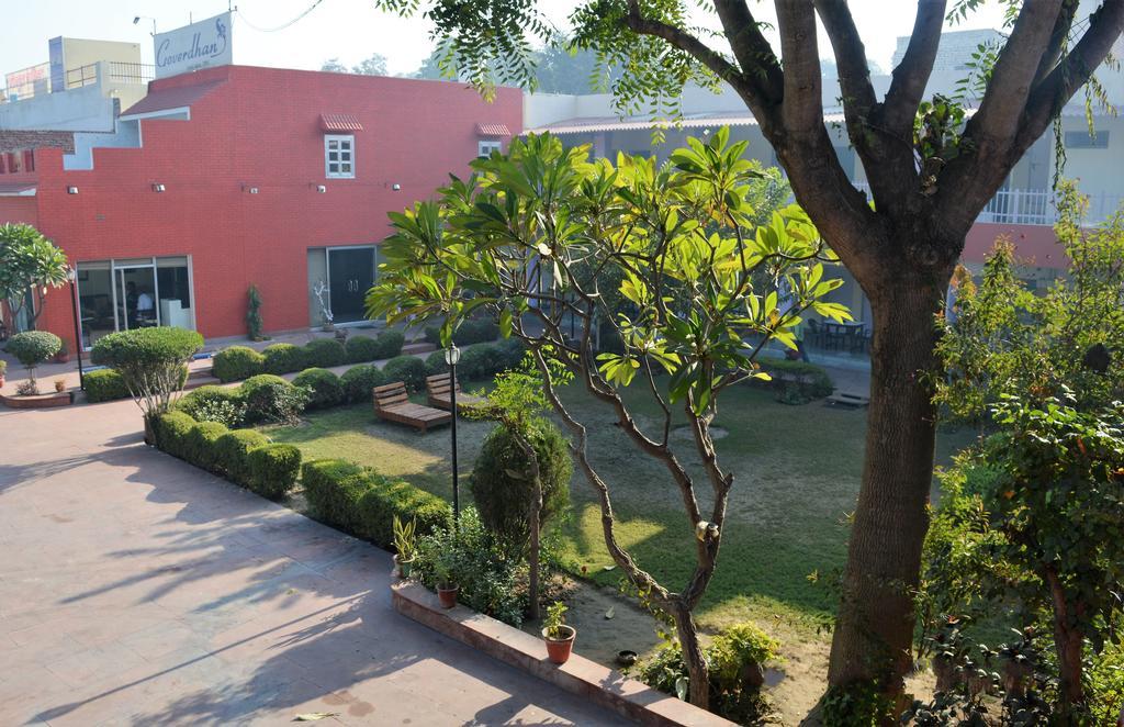 Hotel Goverdhan Tourist Complex Fatehpur Sīkri Dış mekan fotoğraf