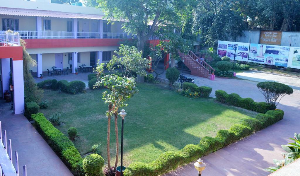 Hotel Goverdhan Tourist Complex Fatehpur Sīkri Dış mekan fotoğraf
