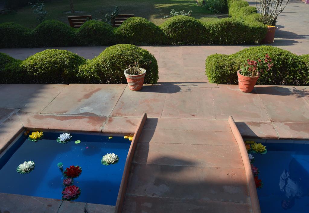 Hotel Goverdhan Tourist Complex Fatehpur Sīkri Dış mekan fotoğraf